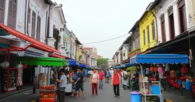 Colonial and Chinatown Heritage Walks in Jakarta: Ultimate Self-Guided Route with Must-Try Food Stops