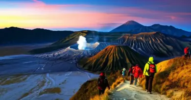 Sunrise Treks at Mount Bromo and Ijen: Ultimate Two-Volcano Itinerary, Timing, and Logistics for an Unforgettable Trip