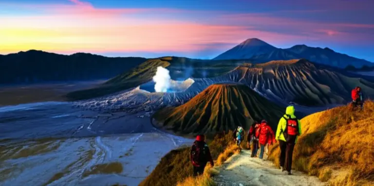 Sunrise Treks at Mount Bromo and Ijen: Ultimate Two-Volcano Itinerary, Timing, and Logistics for an Unforgettable Trip
