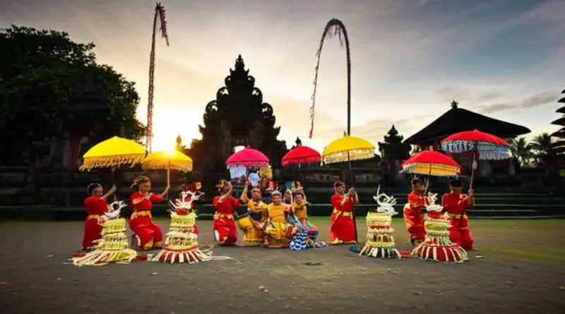 What is the cultural and spiritual significance of Balinese temple ceremonies and why understanding them matters for visitors