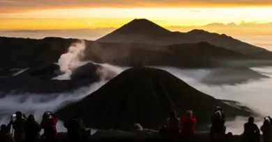 Why Mount Bromo’s Sunrise Experience Is Unmissable — Best Times, Views, and Photography Tips
