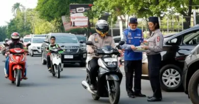 Common traffic laws, typical fines and how fines are issued in Indonesia — helmet rules, drink driving, illegal parking, on-the-spot fines vs police station procedures