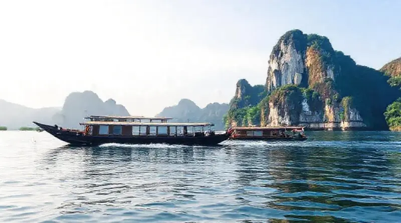 Mekong-Equivalent River Cruises and Komodo Boat Tours: From Slow Boats to Luxury Journeys — Complete Guide for Planning, Pricing, and Experiences